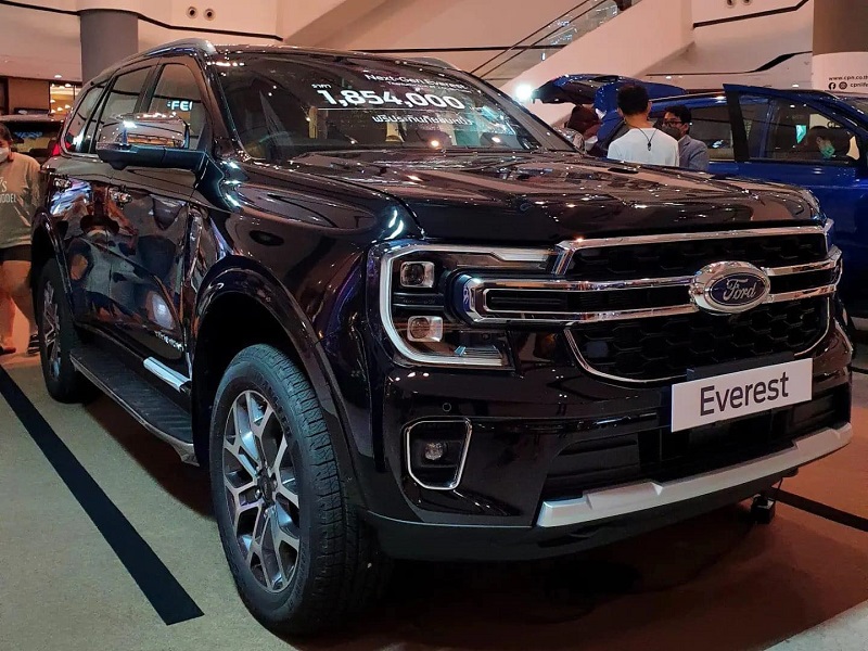 Showroom xe Gia Định Ford