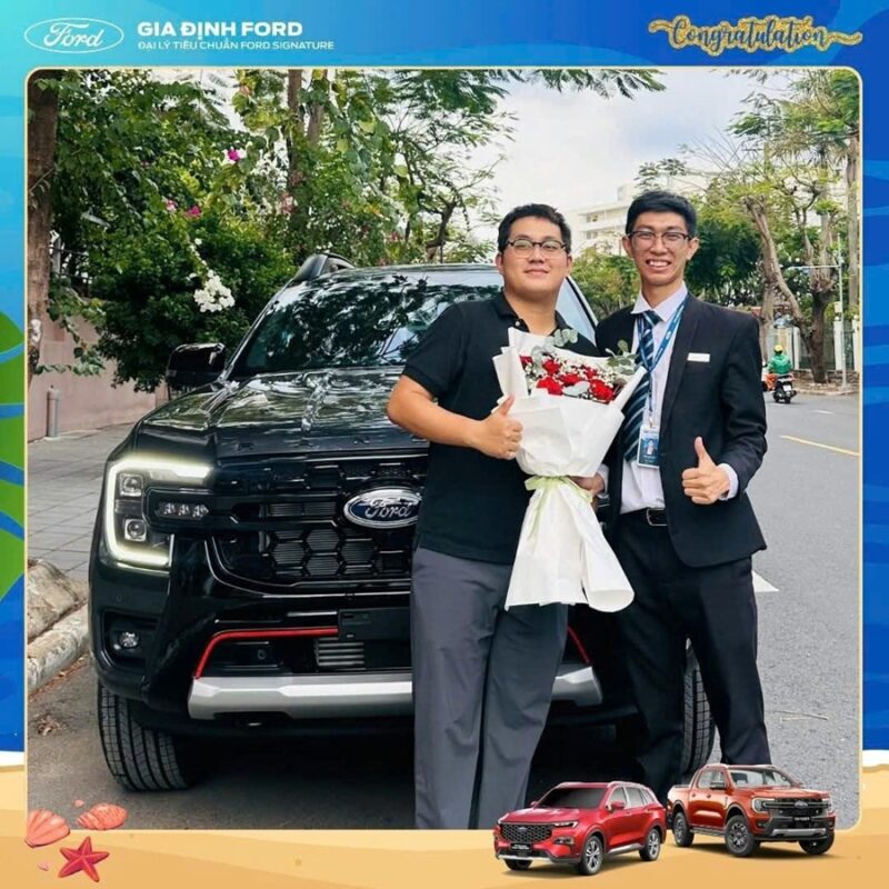 Showroom xe Gia Định Ford
