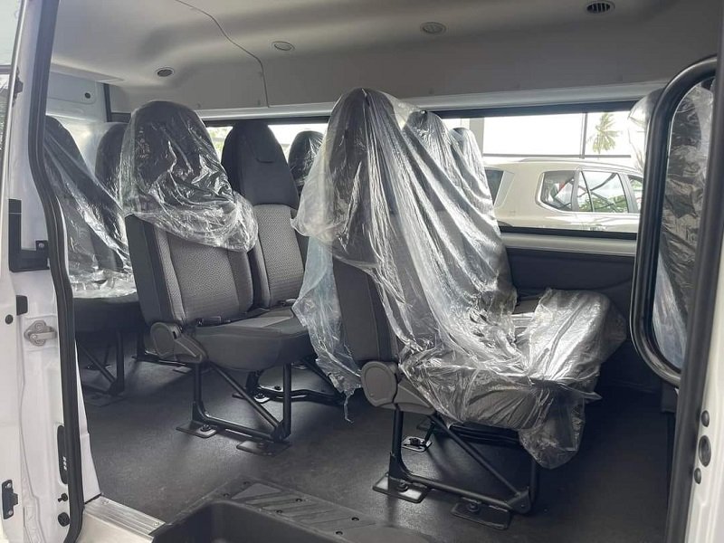 Showroom xe Gia Định Ford