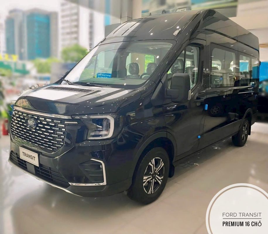 Showroom xe Gia Định Ford