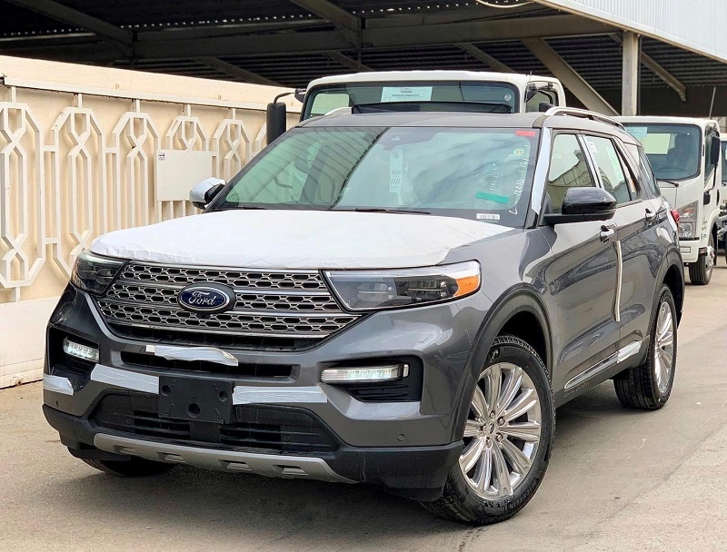 Showroom xe Gia Định Ford