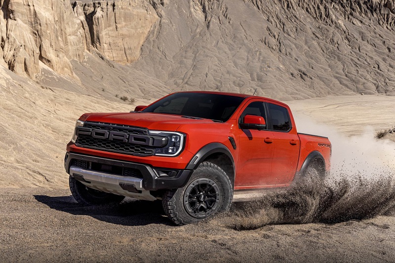 Showroom xe Gia Định Ford