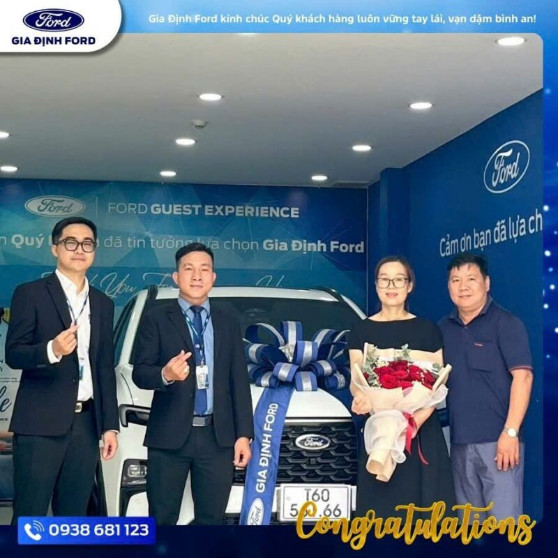 Showroom xe Gia Định Ford